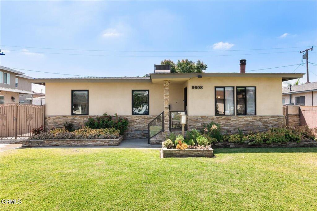 9608 Orizaba Avenue Property Photo 1