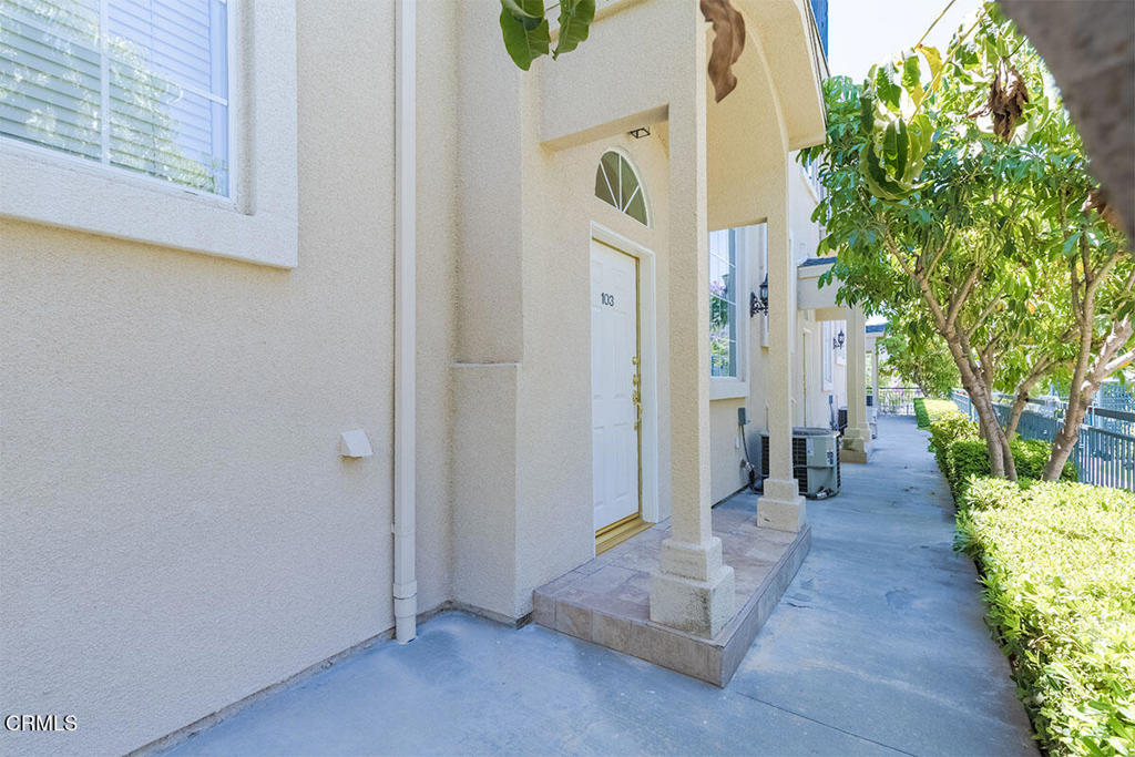 4516 Ramsdell Avenue 103 Property Photo 1