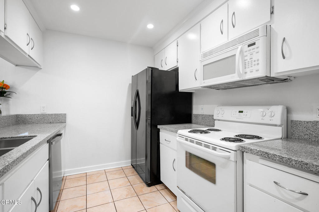 3481 Stancrest Drive 335 Property Photo 11
