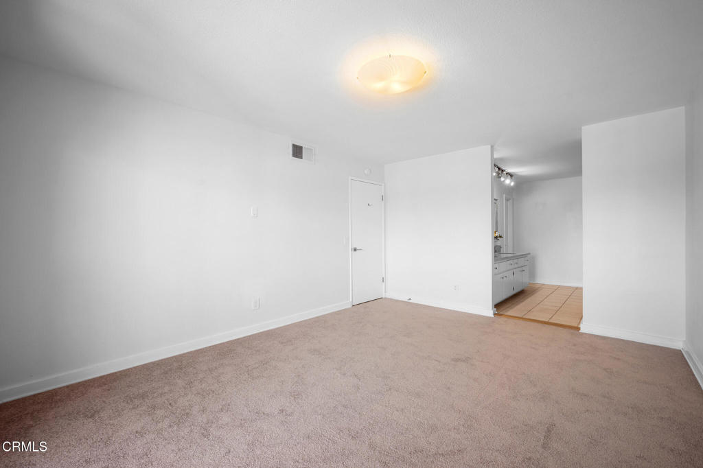 3481 Stancrest Drive 335 Property Photo 13