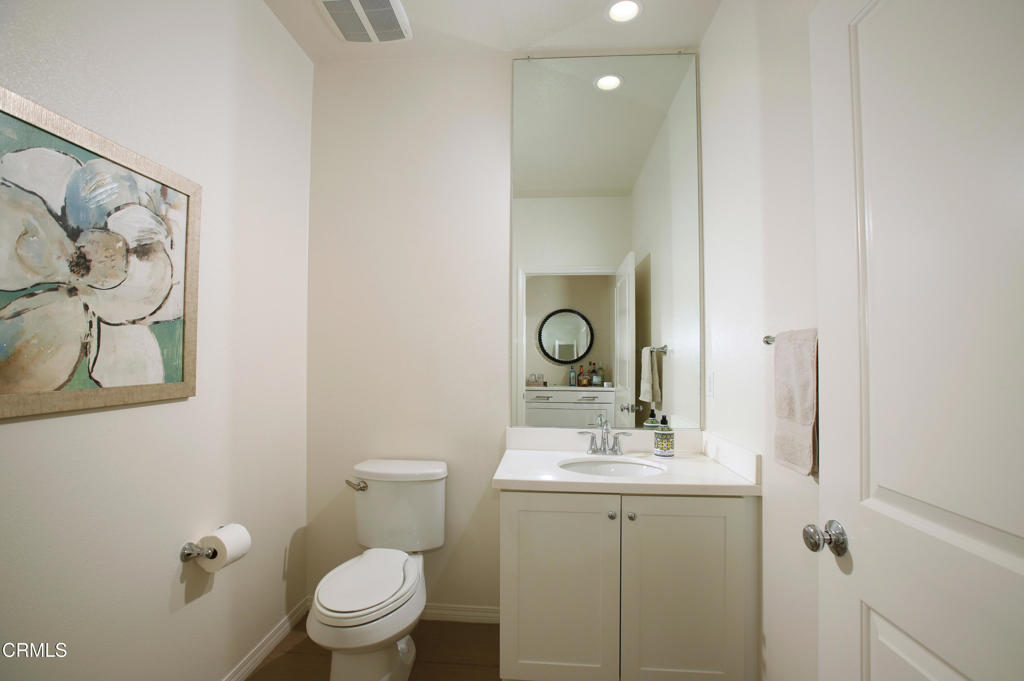 281 N Mar Vista 14 Property Photo 9