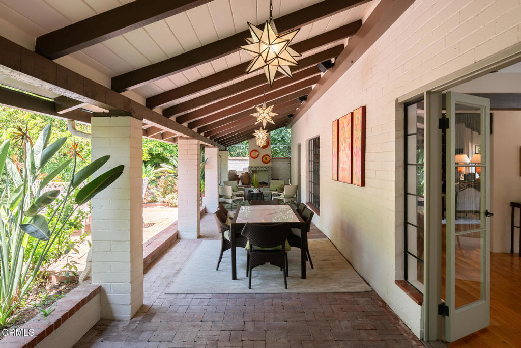 1115 S Oak Knoll Avenue Property Photo 14
