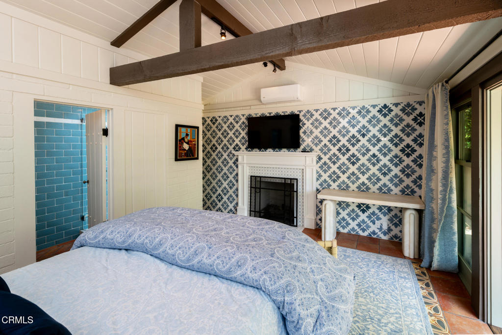 1115 S Oak Knoll Avenue Property Photo 18