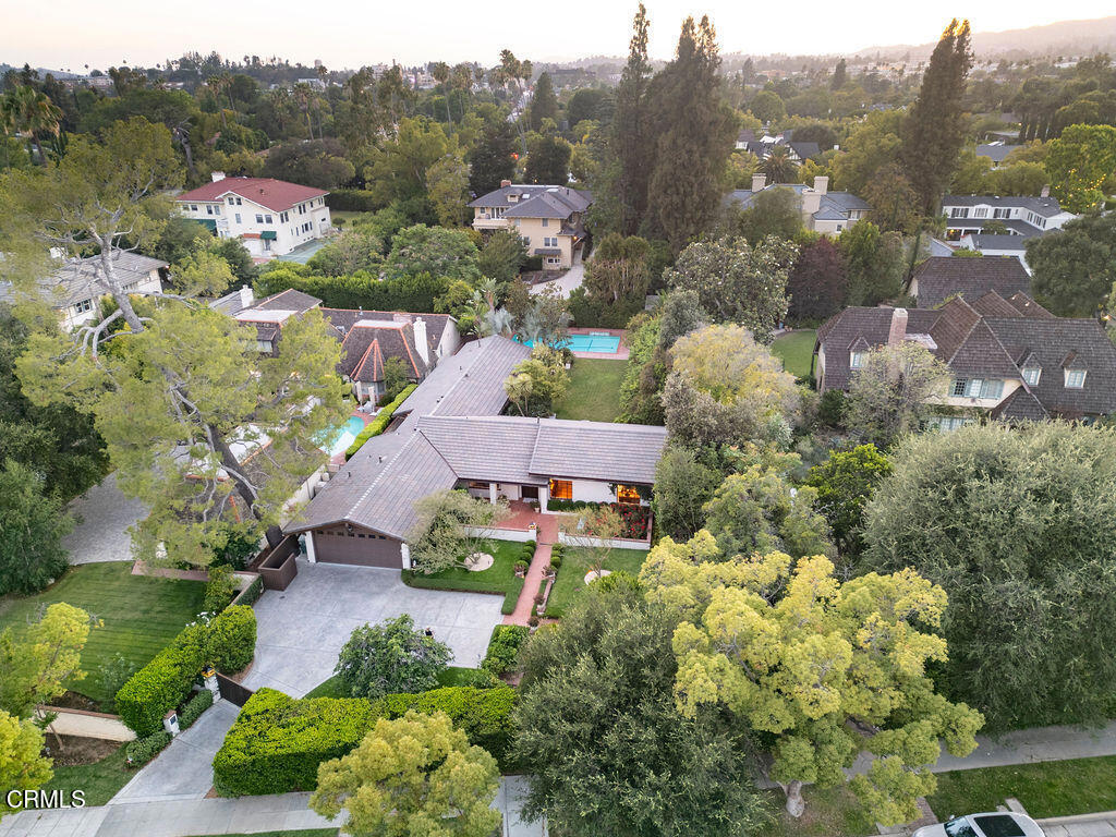 1115 S Oak Knoll Avenue Property Photo 20