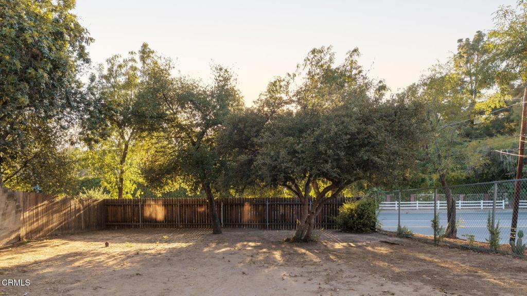 9900 Sunland Boulevard Property Photo 3