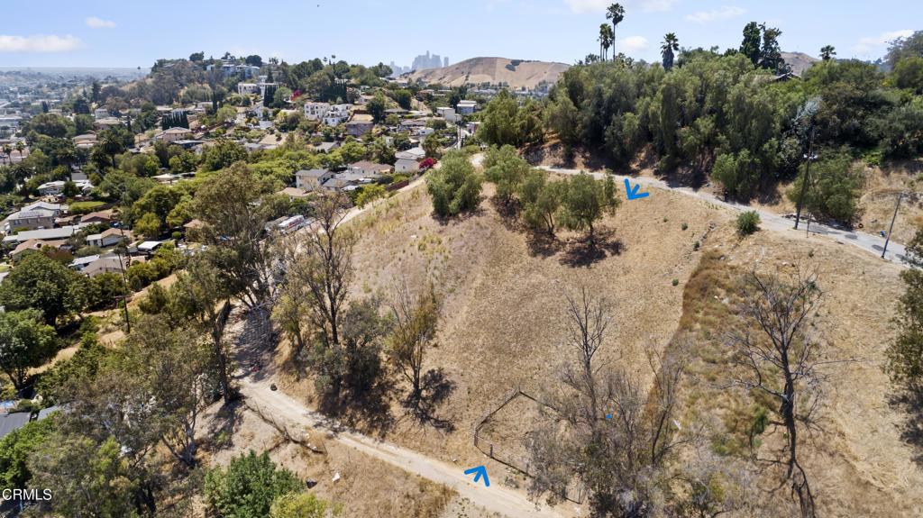 2831 Round Drive Property Photo 6