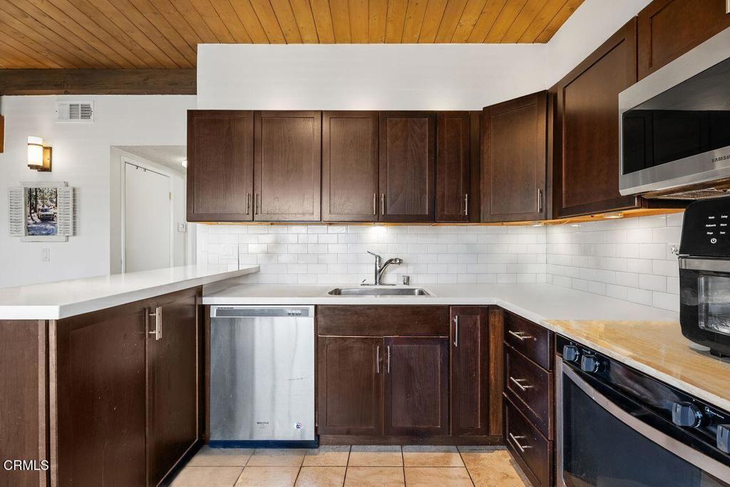60 Bennett Avenue Property Photo 19