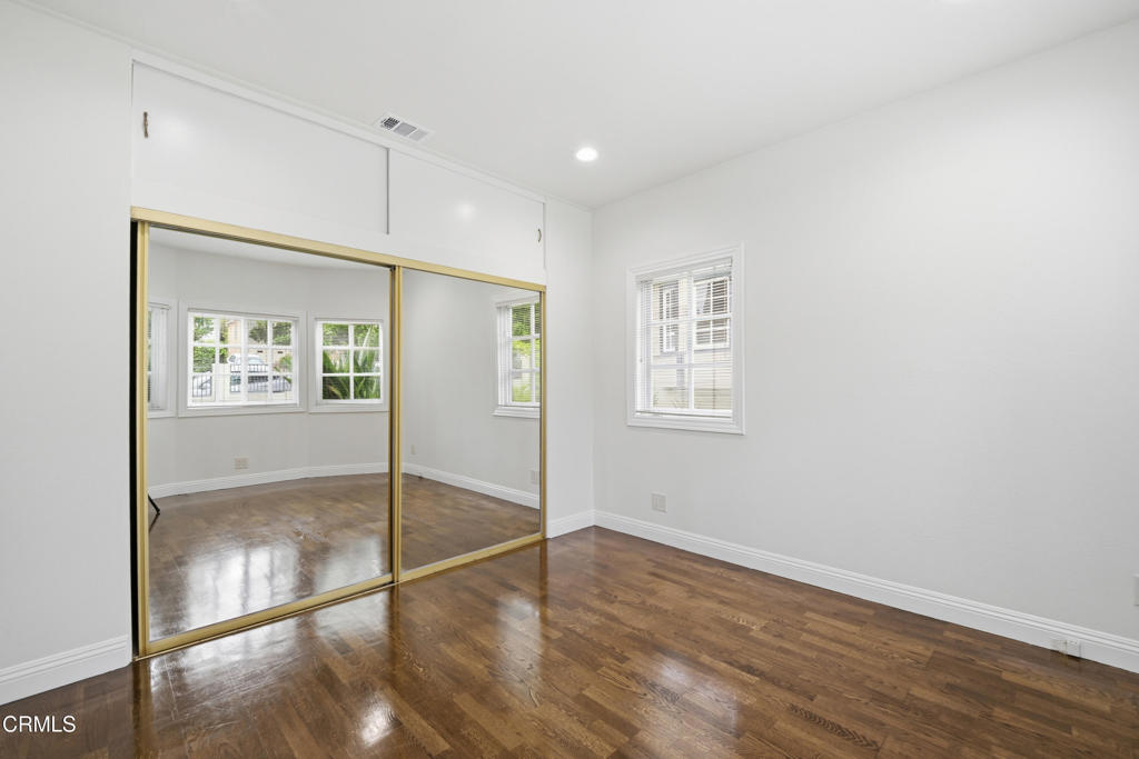 1621 Maltman Avenue Property Photo 9