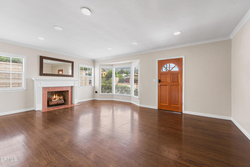 3101 N Olive Avenue Property Photo 5