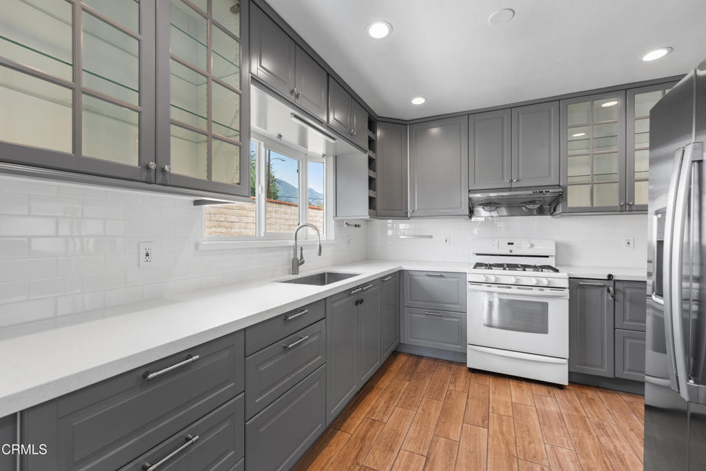 3101 N Olive Avenue Property Photo 15