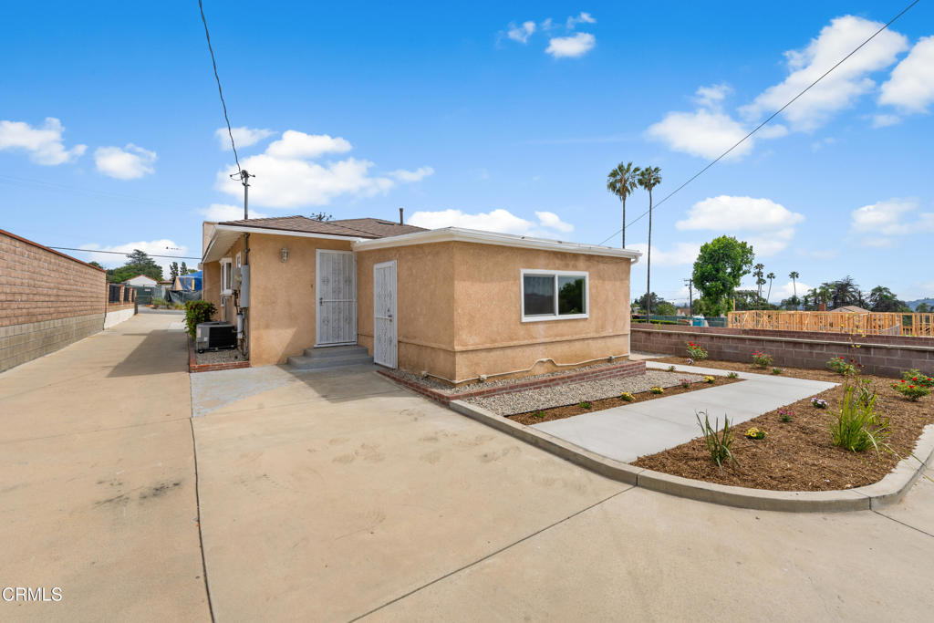3101 N Olive Avenue Property Photo 29