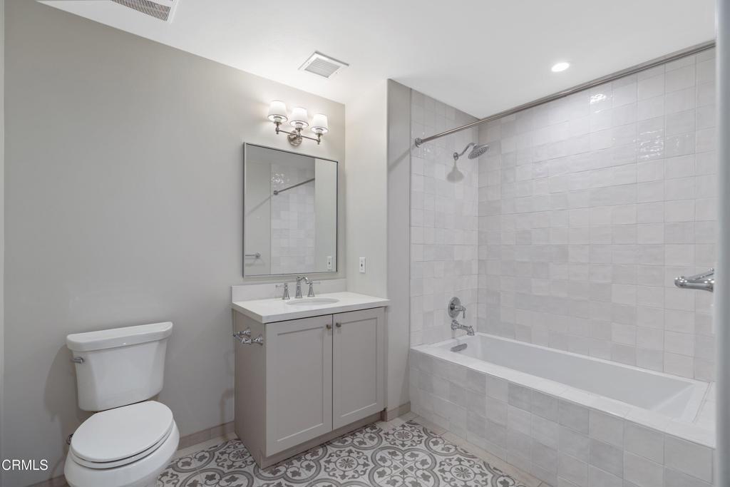 533 E Union Street 501 Property Photo 12