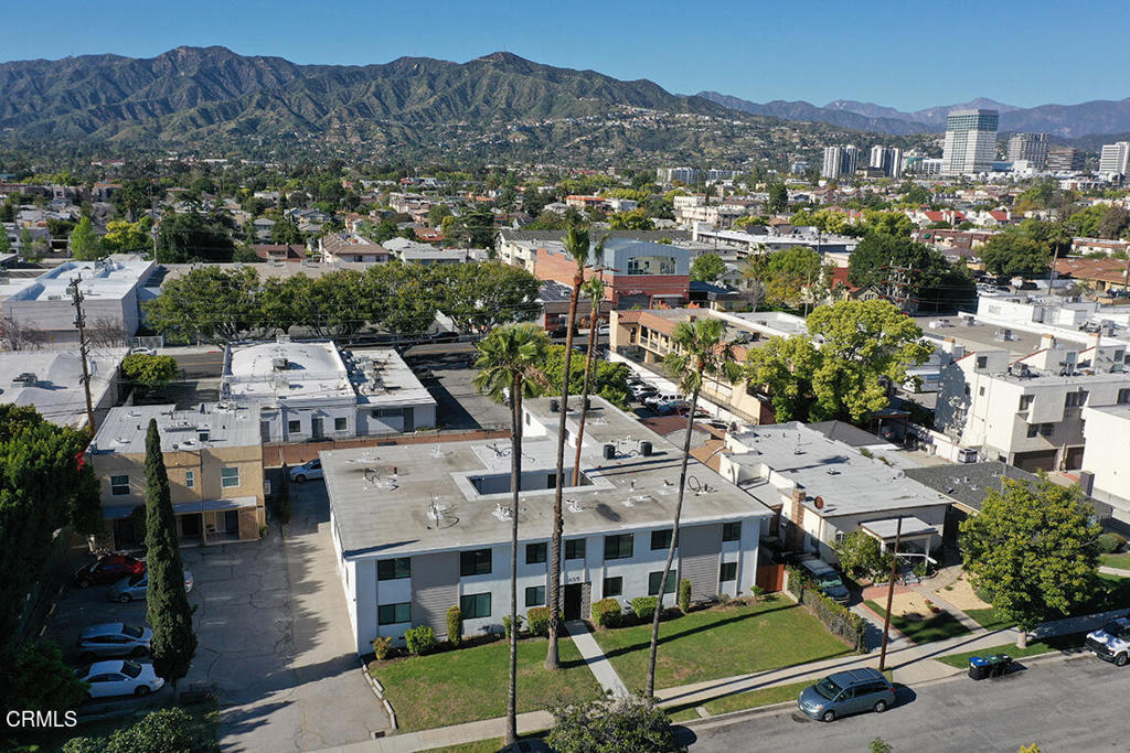 655 Ivy Street Property Photo 12