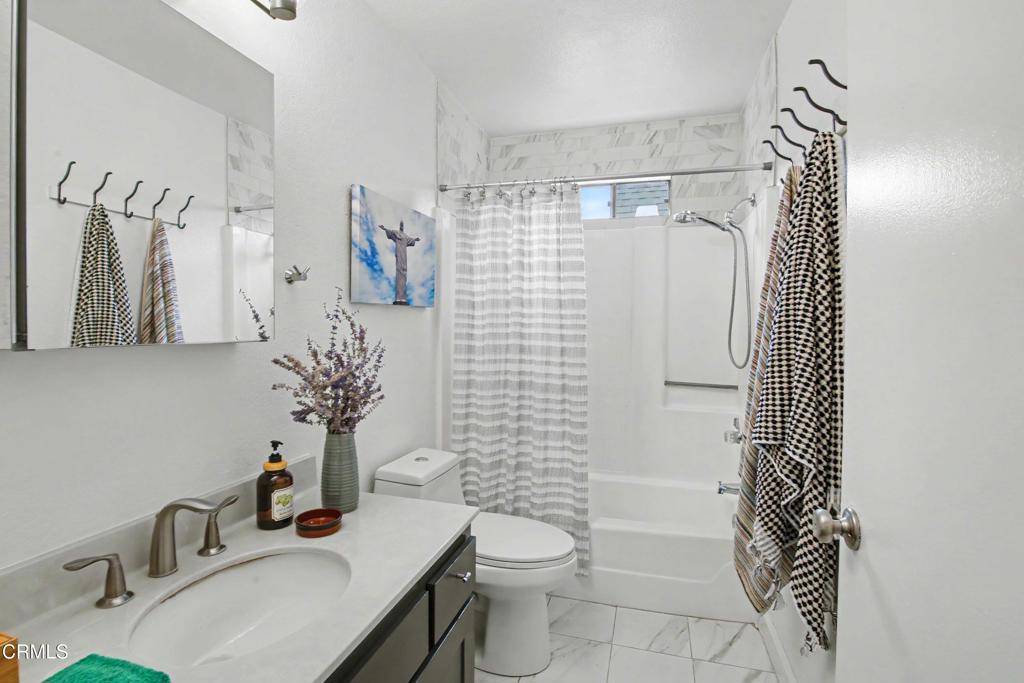 10960 Bluffside 102 Property Photo 12