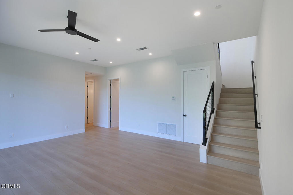 1048 Canyon Creek Place Property Photo 25