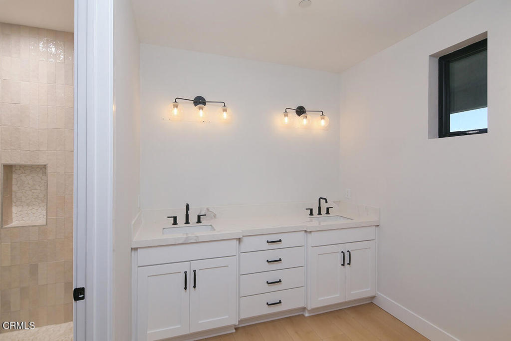 1048 Canyon Creek Place Property Photo 31