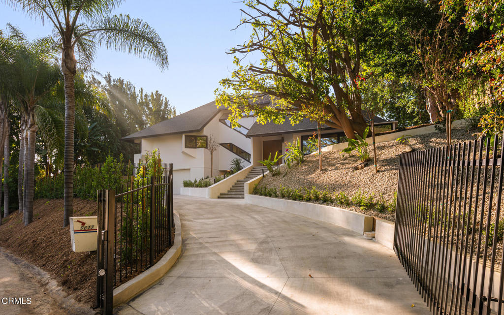 9617 Oak Pass Road Property Photo 1