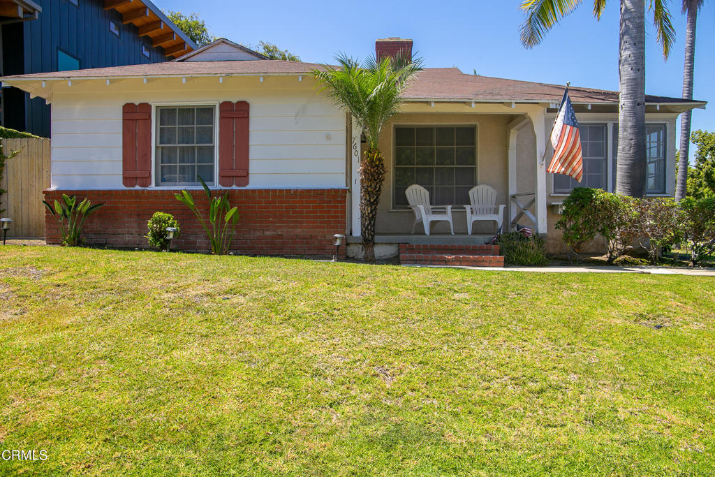 7601 Flight Avenue Property Photo 1