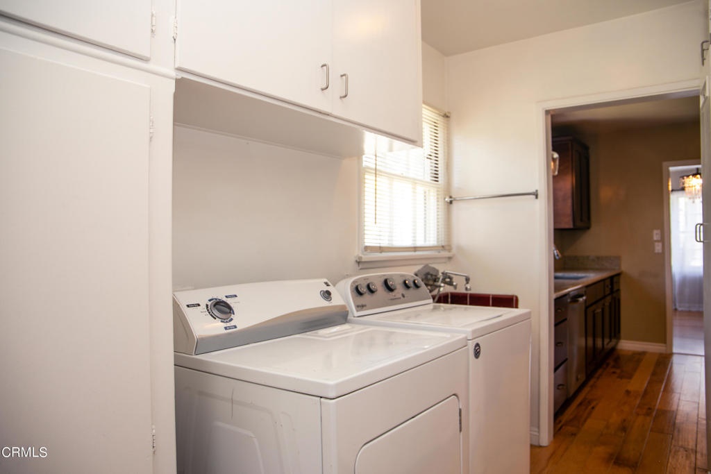7601 Flight Avenue Property Photo 13