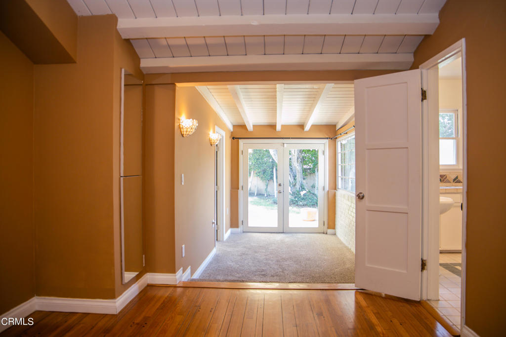 7601 Flight Avenue Property Photo 15