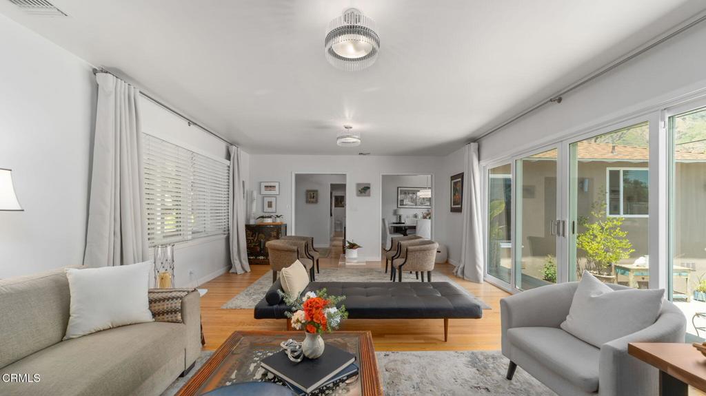 2030 N Altadena Drive Property Photo 8