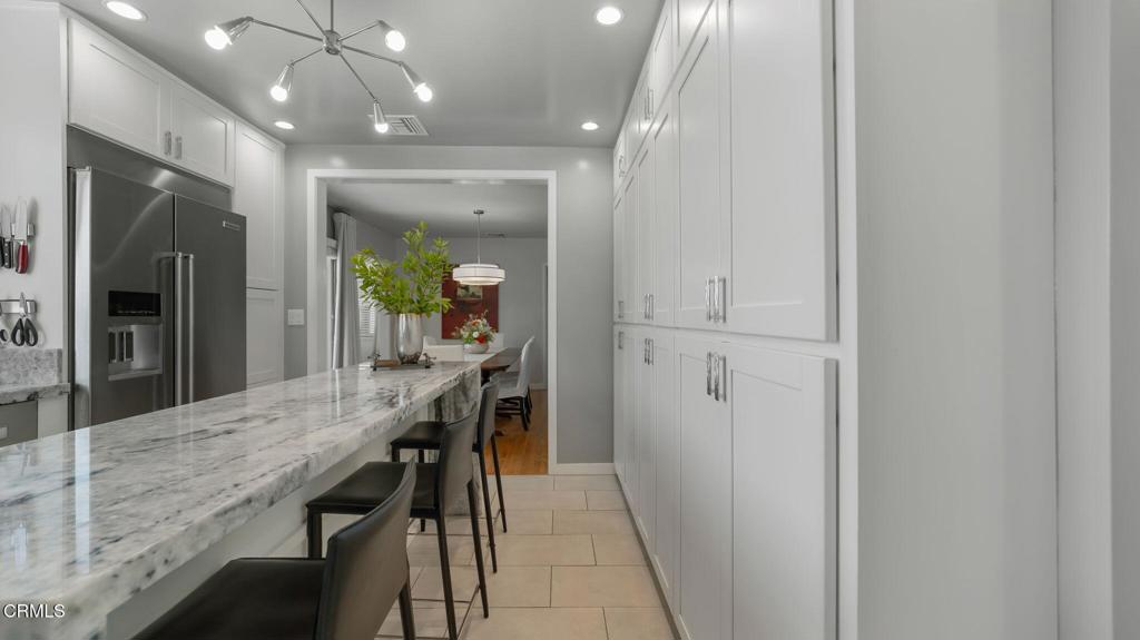 2030 N Altadena Drive Property Photo 16