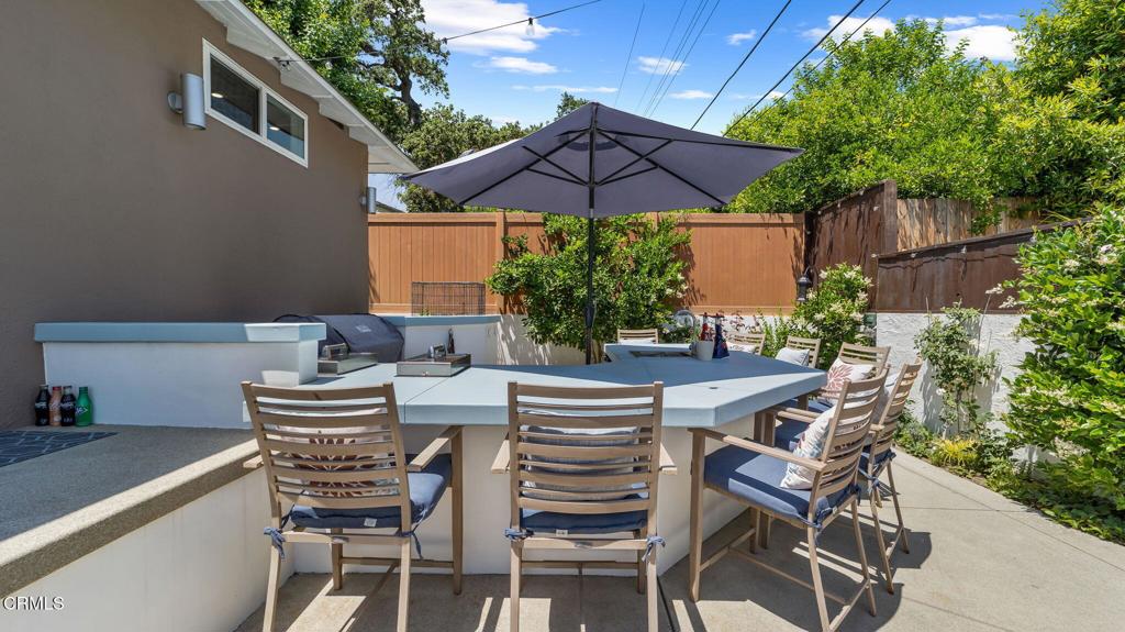 2030 N Altadena Drive Property Photo 47