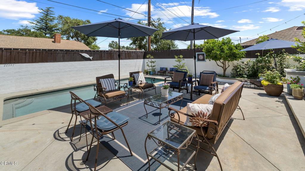 2030 N Altadena Drive Property Photo 53