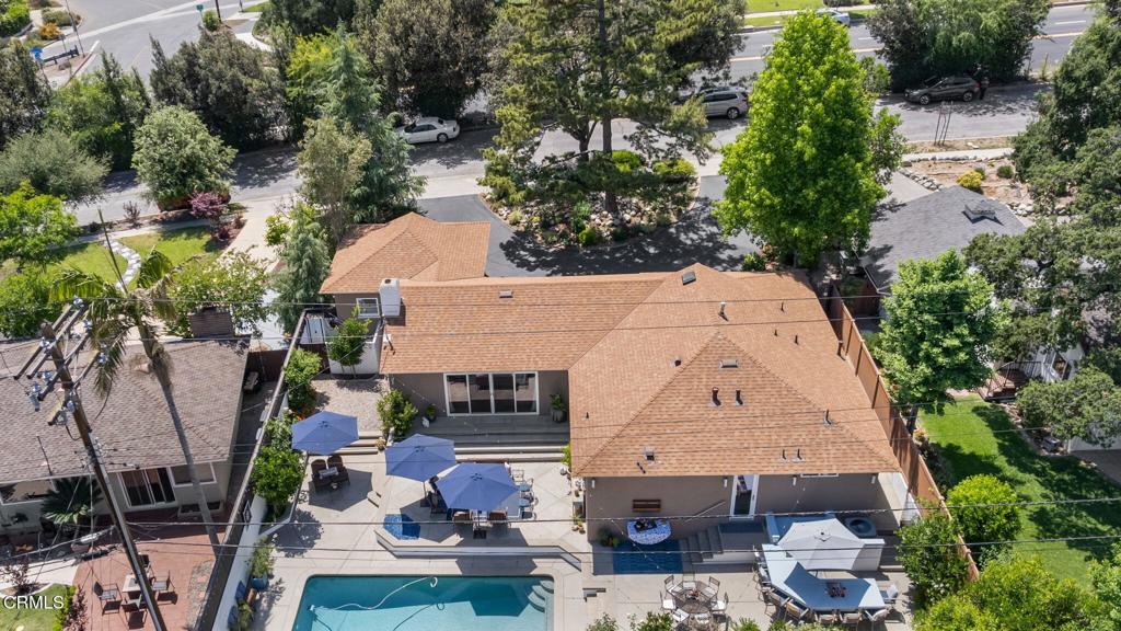 2030 N Altadena Drive Property Photo 58
