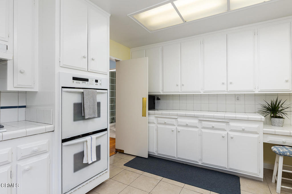 485 Arbor Street Property Photo 16