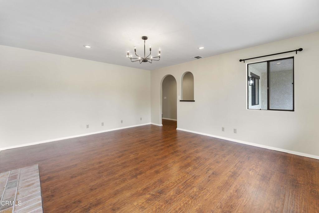 6347 N Muscatel Avenue Property Photo 6