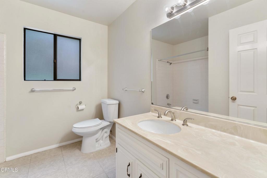 6347 N Muscatel Avenue Property Photo 18