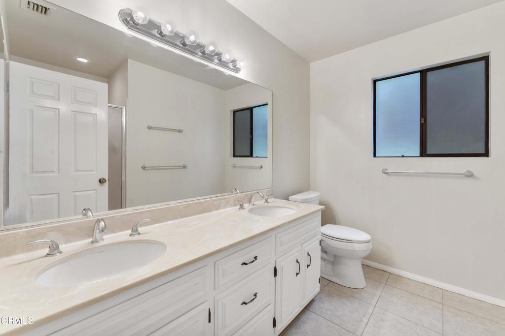 6347 N Muscatel Avenue Property Photo 21