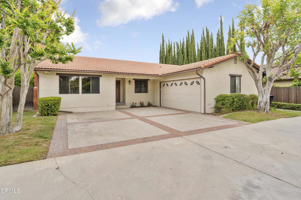 6347 N Muscatel Avenue Property Photo 27