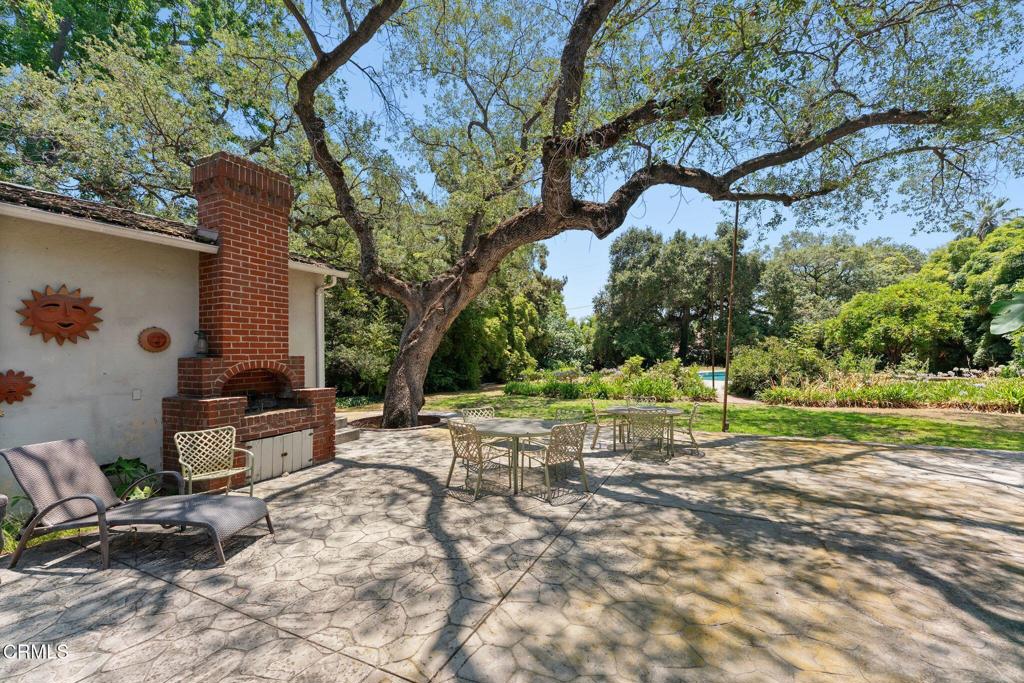 300 W Orange Grove Avenue Property Photo 6