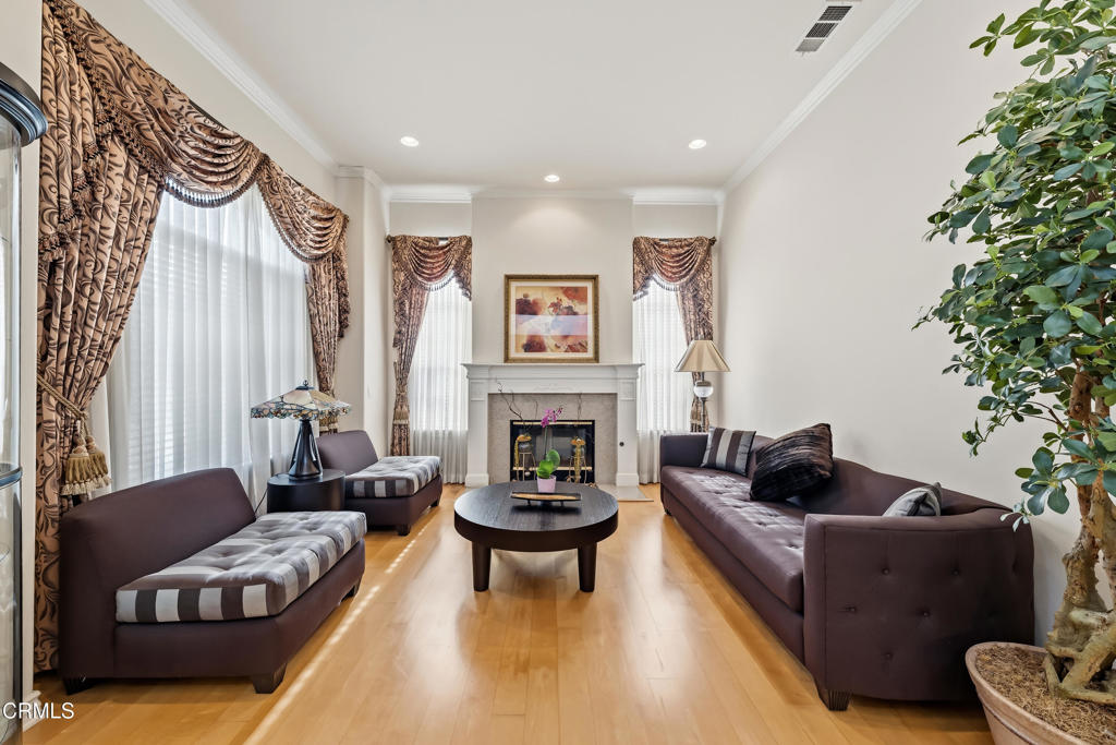 5629 Gracewood Avenue Property Photo 4