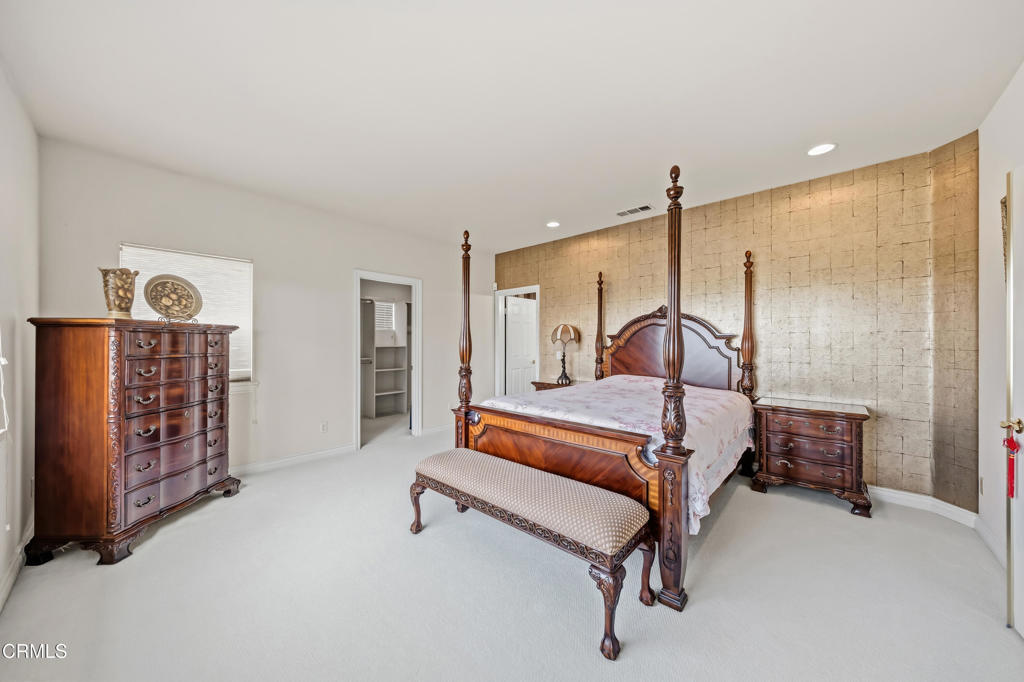 5629 Gracewood Avenue Property Photo 10