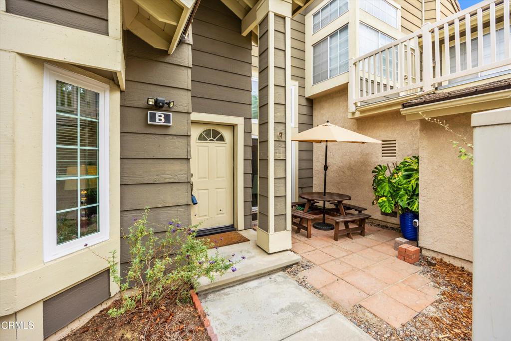20773 E Crest Lane B Property Photo 2