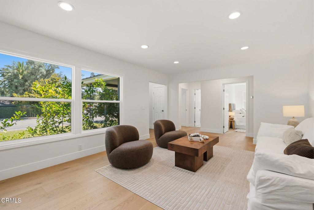 2805 E Del Mar Boulevard Property Photo 7