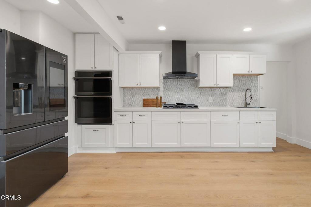 2805 E Del Mar Boulevard Property Photo 10