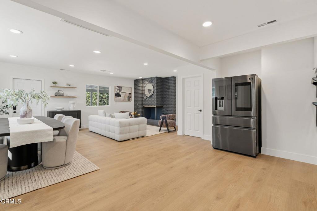 2805 E Del Mar Boulevard Property Photo 12