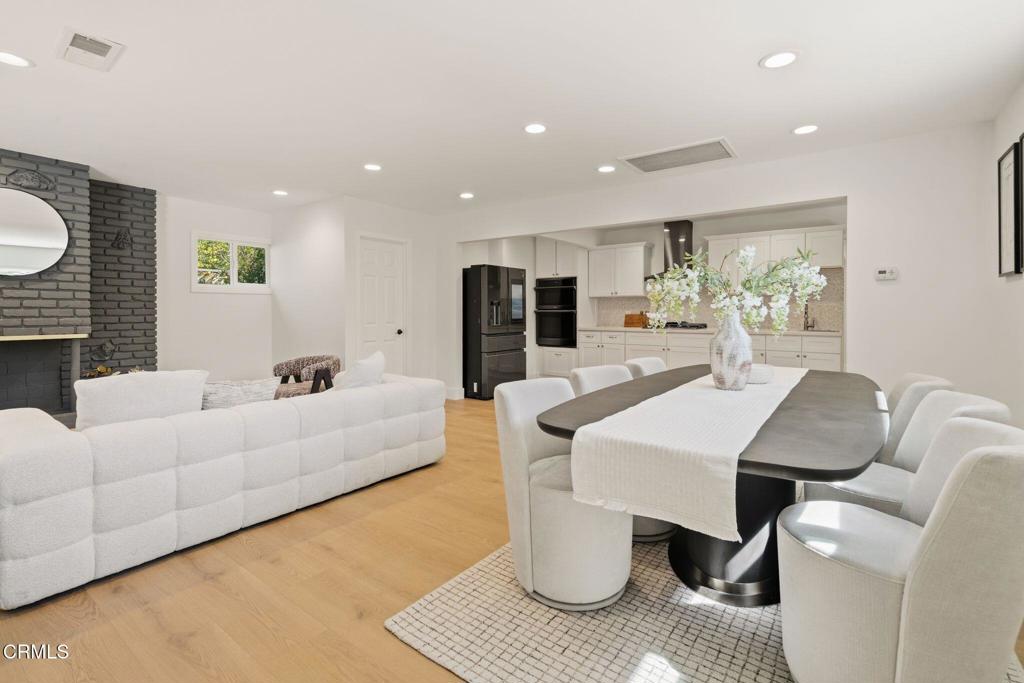 2805 E Del Mar Boulevard Property Photo 15
