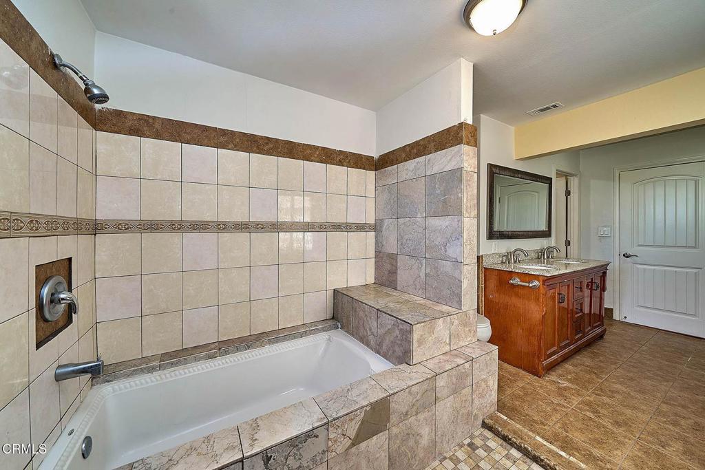 9020 Pionero Road Property Photo 33
