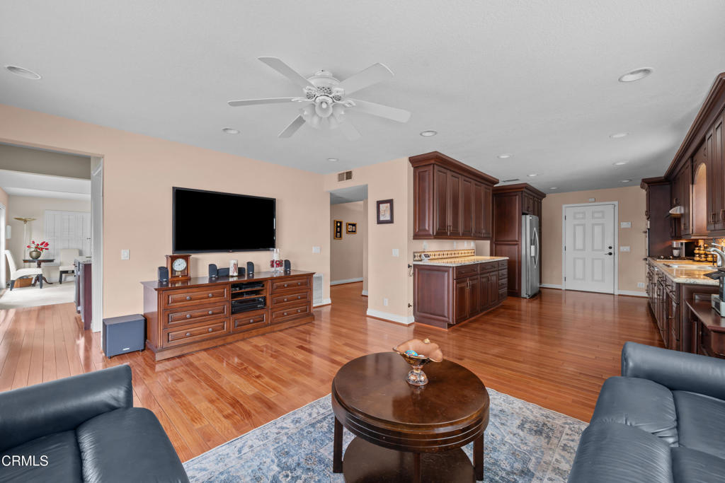 3911 Park Vista Place Property Photo 11