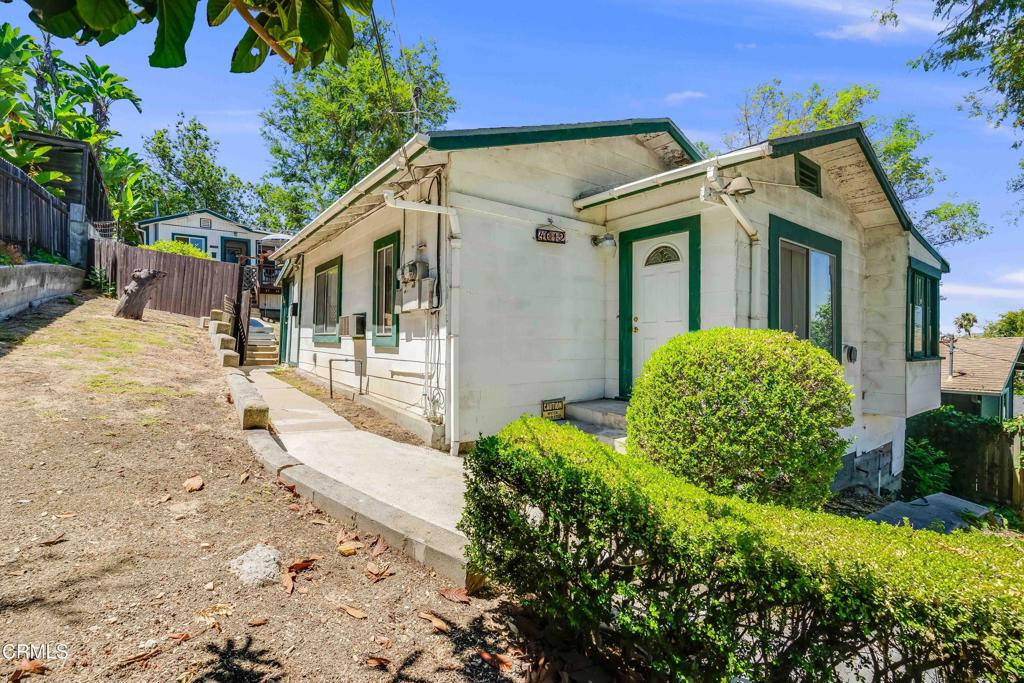 4012 Clayton Avenue W Property Photo 1