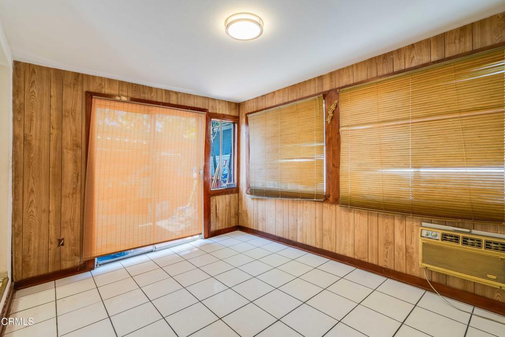 4012 Clayton Avenue W Property Photo 12