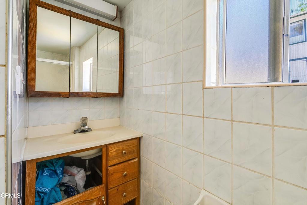 4012 Clayton Avenue W Property Photo 13
