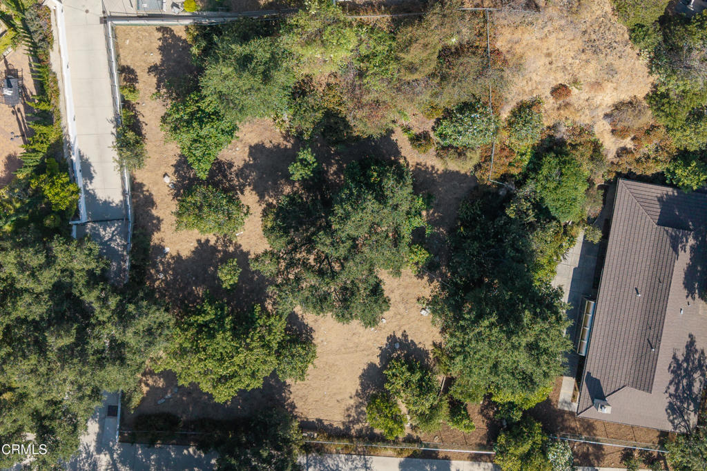 3273 New York Drive Property Photo 1