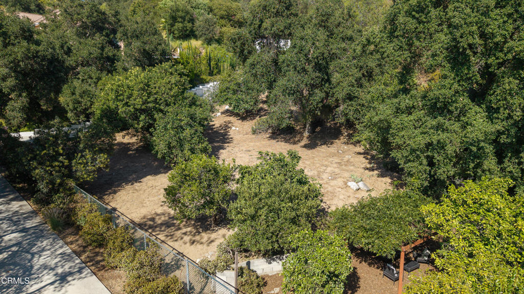 3273 New York Drive Property Photo 6