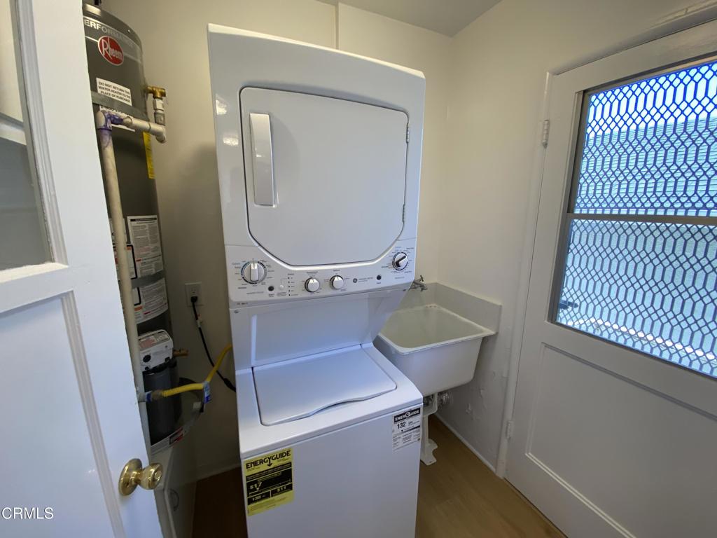 2448 E Washington Boulevard Property Photo 8